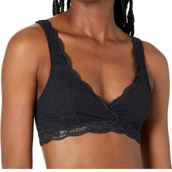 Arabella Other - Arabella Black Soft Lace Stretchy Bralette in a Women's size Medium